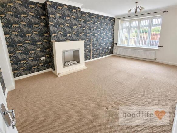 20261006_202953061_iOS6 fairgreen close.jpg