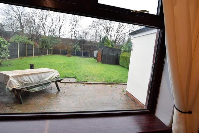 Lounge outlook
