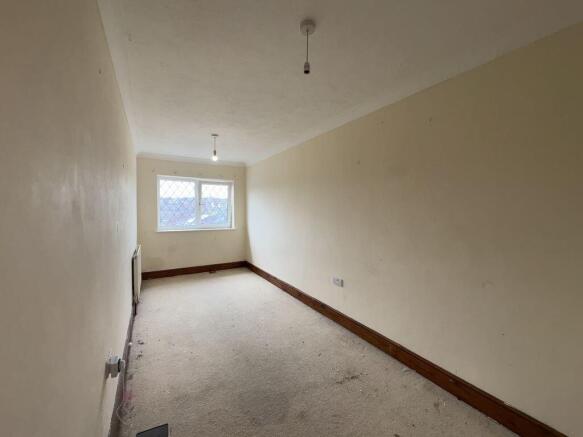 4 bed Semi-Detached for sale Image 10