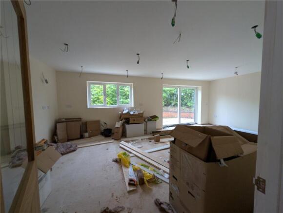 Granary Court, Shenstone, Kidderminster, Worcestershire, DY10 photo 4