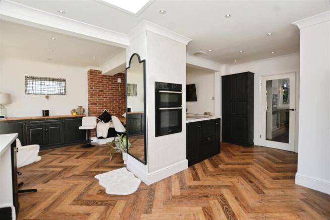 Kitchen Diner