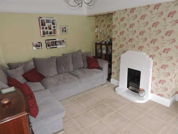 LOUNGE ALTERNATIVE V
