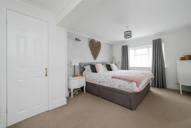 Bedroom 1 - View 2