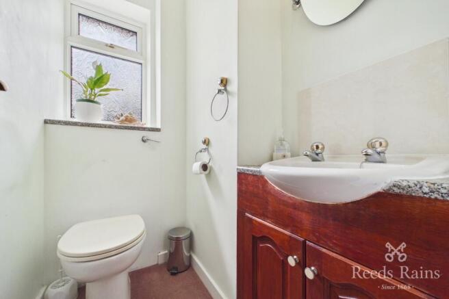 3 bed Bungalow for sale Image 11