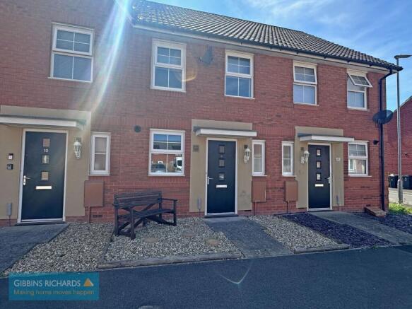 2-bed terraced on Mayfair Close, Bridgwater, TA6, £200,000