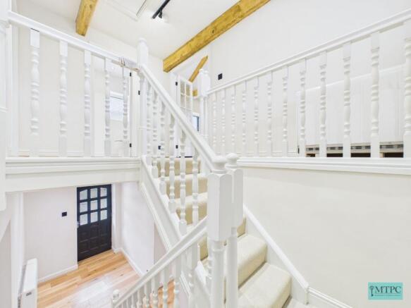 4 bed End of Terrace to rent Image 5
