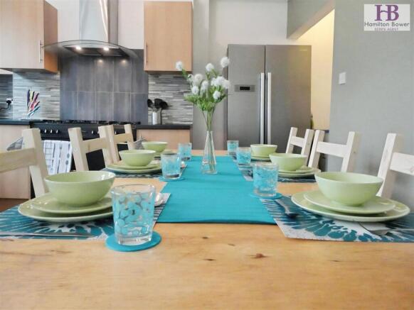 480243ee-23 20alex.jpg