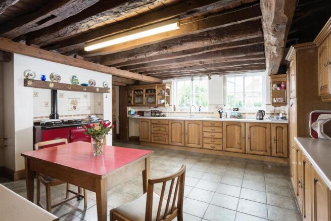 BREAKFAST KITCHEN