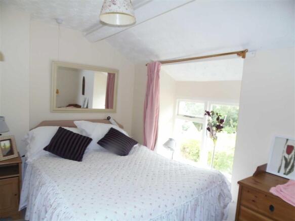 Bedroom (1)