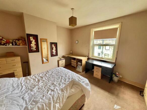2 bed Terraced for sale Image 5