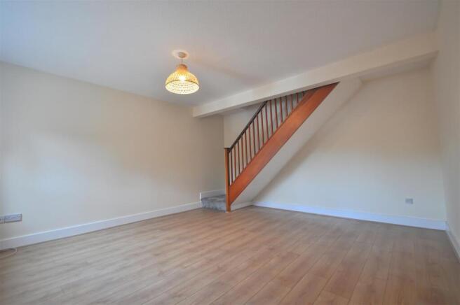 Sitting room 1.jpg