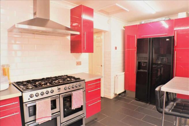 Kitchen image 2