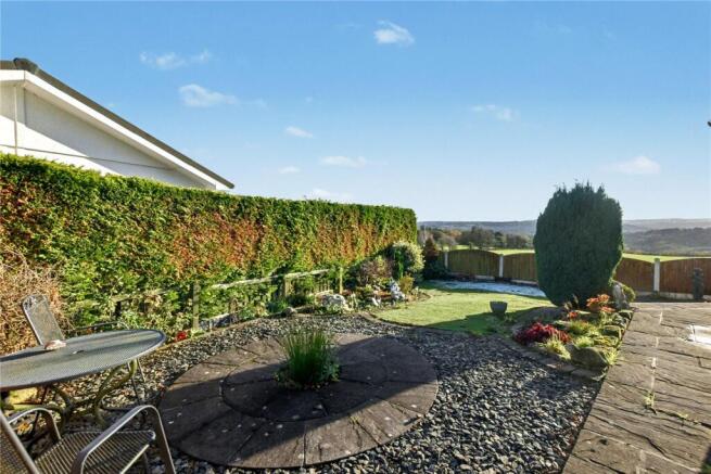 3 bed Bungalow for sale Image 9