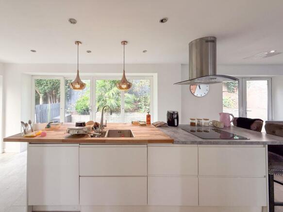 Kitchen / Dining Room