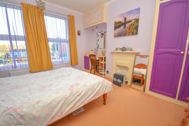 Photo 10
