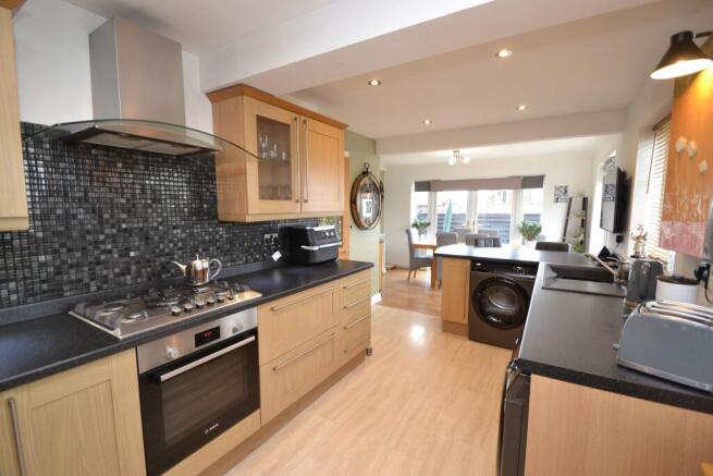 3 bed Detached for sale Image 8