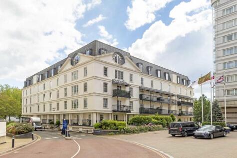 Carlyle Court, Chelsea Harbour, London