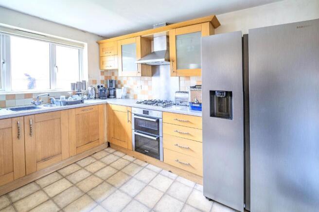 Shorts Ave, Shortstown, Bedford, MK42 0FP photo 4