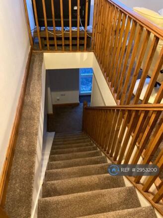 3 bed Flat to rent Image 7