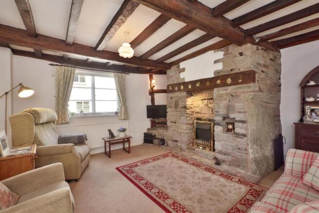 Brook Cottage Bell Square Weobley (30).jpg