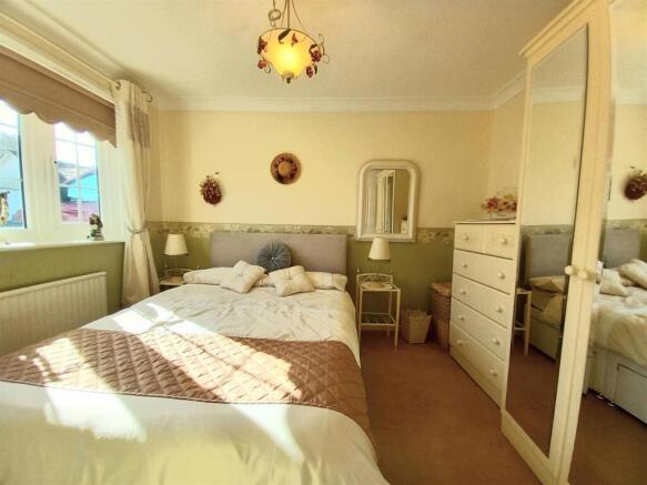 12 Richmond Bed 2.jpg