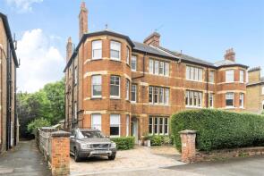 25d, Adelaide Road, Surbiton KT6 4TA