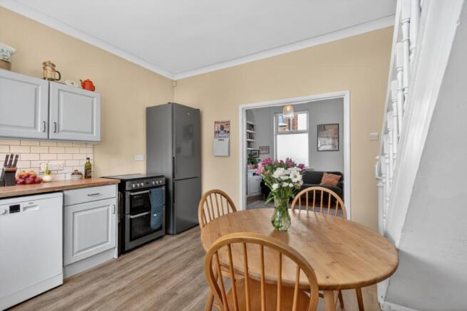 2 bed Terraced for sale Image 2