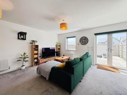 Applegate Way, Kingsbridge