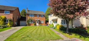 10, Hillside, Andover SP11 7DF