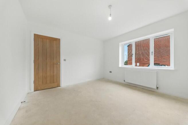 4 bed Detached for sale Image 4