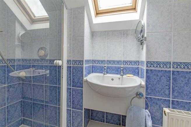 Shower Room-1.jpg
