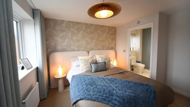 4 bed Semi-Detached for sale Image 4