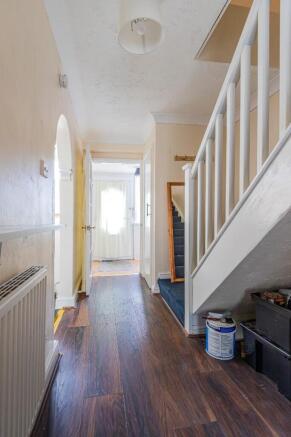 Goscombe Drive 27-4.jpg