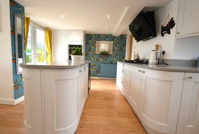 Paxford Kitchen 3 .JPG