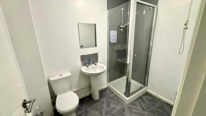 1 bed House to rent Image 4