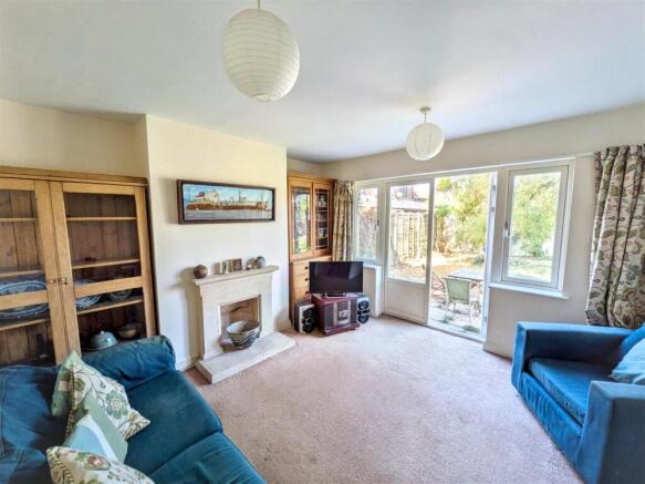 Living room new.jpg