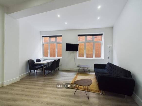1 bed Apartment to rent Image 4