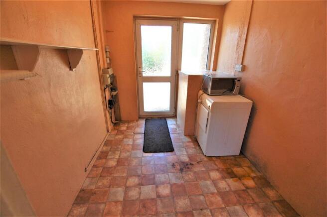 Breakfast Room/Utility