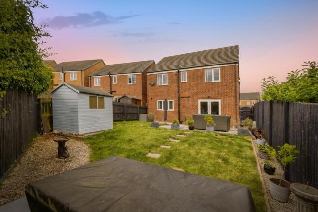 4 bed Detached for sale Image 4
