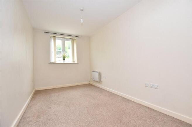 2 bed Apartment for sale Image 6