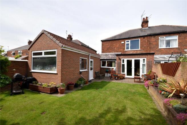 Rear House & Garden