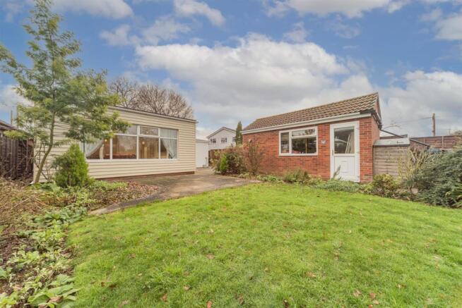 New-Town-Road-Clacton-on-Sea-bungalow-DSC_5163.jpg