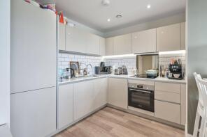 Flat 28, Kelsey Court, Montmorency Gardens, London N11 1FG