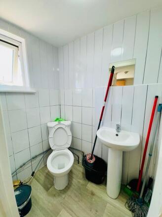 IMG-20250814-WA00...