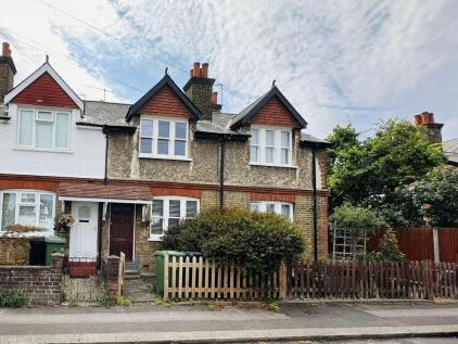 Middle Lane, Epsom