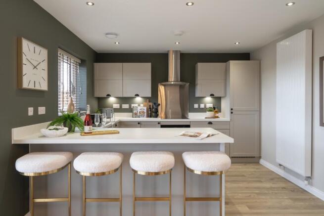 4 bed Detached for sale Image 10