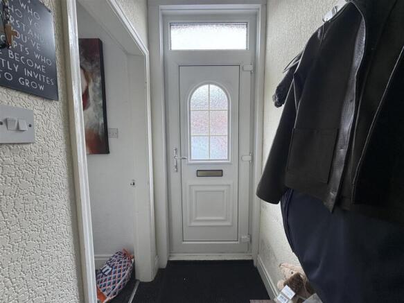 3 bed Semi-Detached for sale Image 10