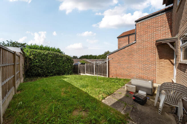 2 bed House for sale Image 8