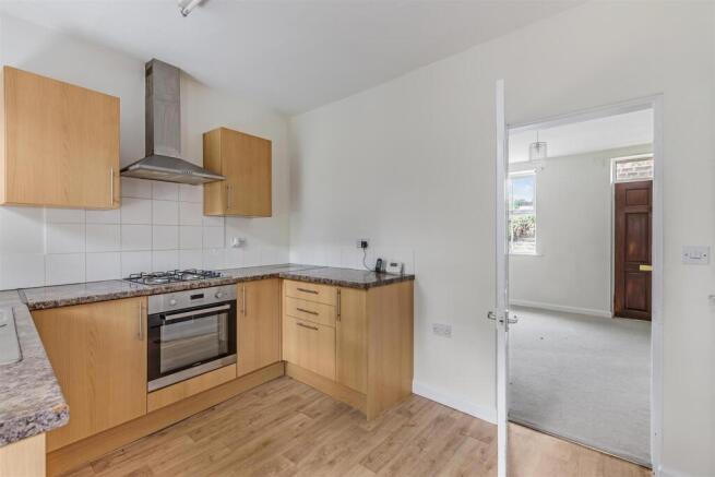2 bed Terraced for sale Image 6
