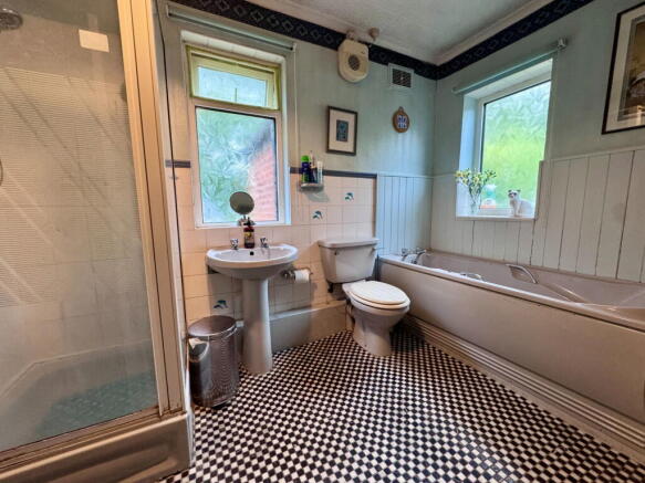 2 bed Smallholding for sale Image 11